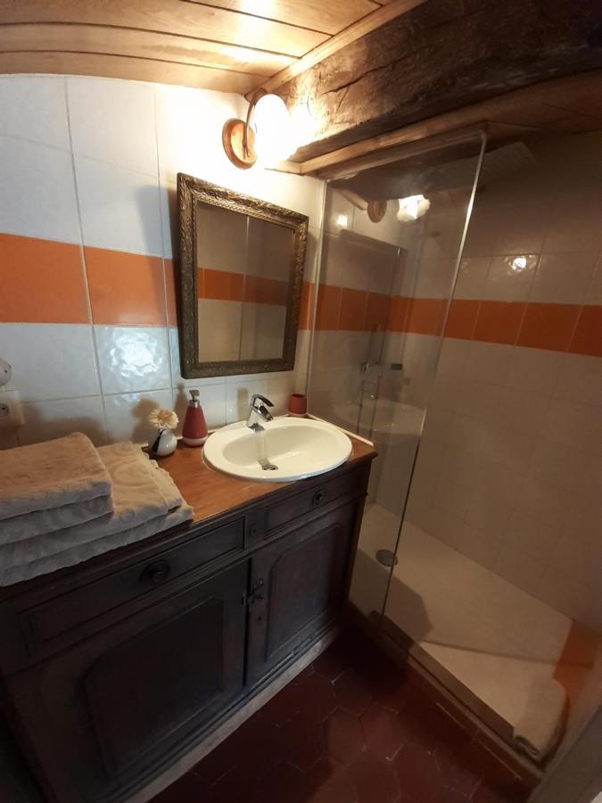 La Tour Mandot Bed and breakfast Montluel