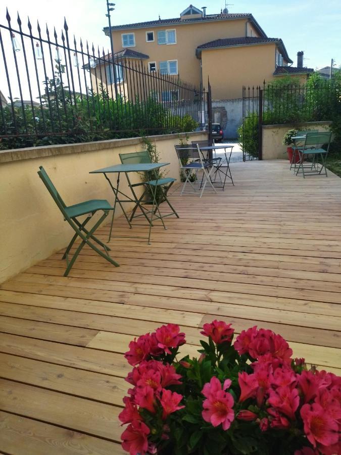 La Tour Mandot Bed and breakfast Montluel